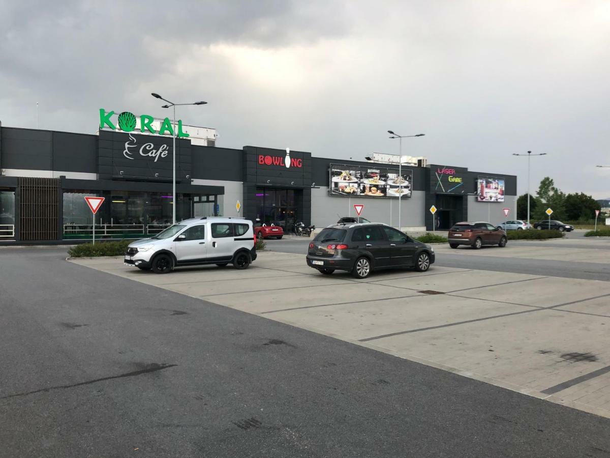 Apartment Tekelova 95M2 Prešov Exterior foto